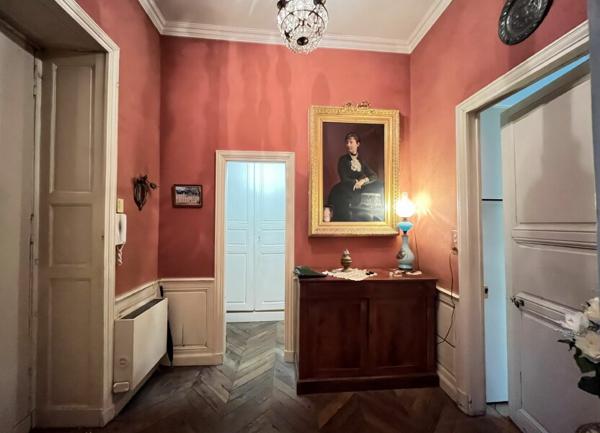 Appartement à vendre    7 pièces • 252 m2 Alençon