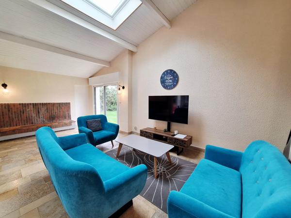 Sèvres-Anxaumont (86800) Maison d’architecte 4 ch + dépendance – 3000 m² – Calme absolu – Sèvres-Anxaumont