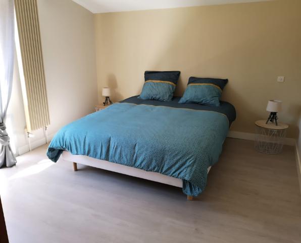 Sèvres-Anxaumont (86800) Maison d’architecte 4 ch + dépendance – 3000 m² – Calme absolu – Sèvres-Anxaumont