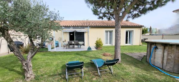 Pizancon (26300) Maison de plain-pied .100 m2.5 pièces Terrain:-600 m2