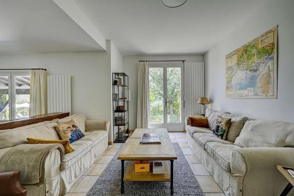 Vente Maison de luxe Saint-Maximin-la-Sainte-Baume 7 Pièces 171 m²