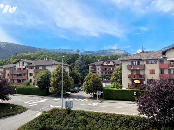 APPARTEMENT A VENDRE - GEX HYPER CENTRE -  T2 avec Balcon vue Jura - En résidence - Garage et cave -