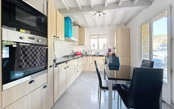 Maison à vendre    6 pièces • 203 m2 Choisy-au-Bac