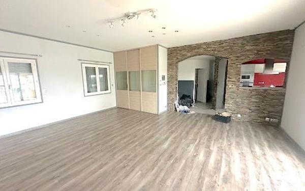 Maison à vendre    4 pièces • 115,83 m2 Beauchastel