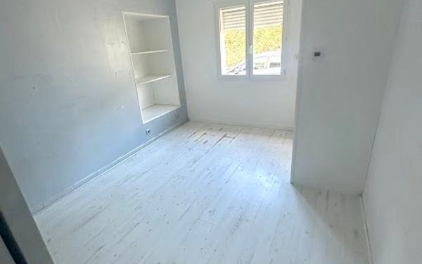 Maison à vendre    4 pièces • 115,83 m2 Beauchastel