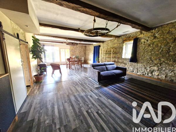 Maison à vendre 7 pièces 220 m² Saint-Arailles