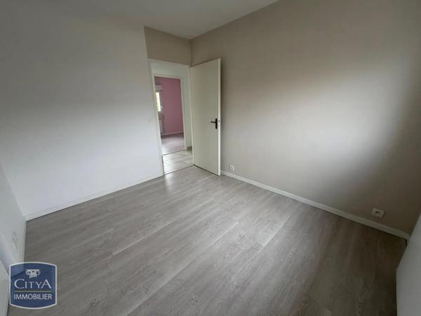 Maison à louer 4 pièces 83.31m² Déols (36130)