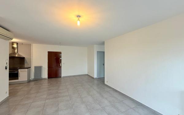 Appartement à vendre    3 pièces • 65 m2 Perpignan