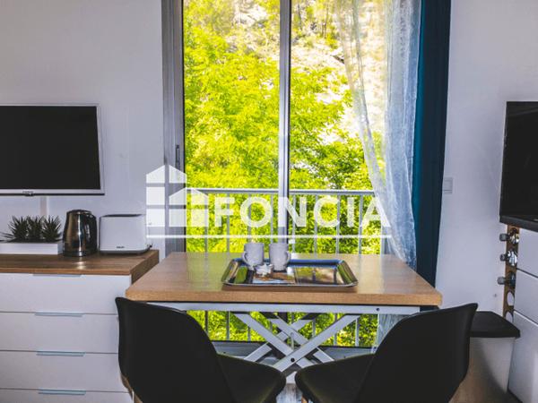 Location Studio meublé 21 m² - Digne-les-bains 04000