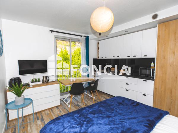 Location Studio meublé 21 m² - Digne-les-bains 04000