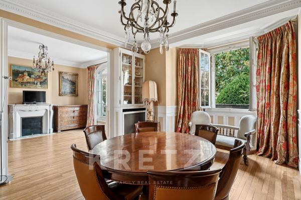 Saint-Cloud – Demeure familiale avec vaste jardin et potentiel