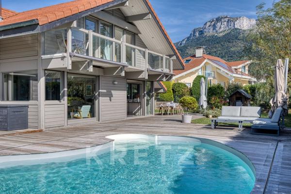 LAC D'ANNECY - VILLAZ - MAISON 5 CHAMBRES- 3 SALLES DE BAIN- PISCINE