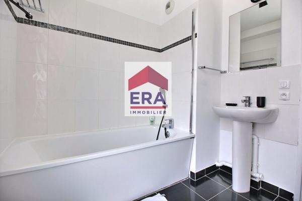 Appartement L Ile Saint Denis 3 pièce(s) 64 m2 avec balcon