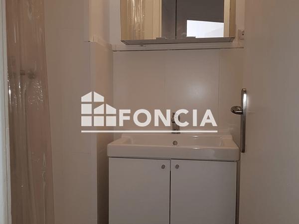 Location Studio 25.5 m² - RUE MARQUIAN Grenoble 38100