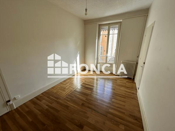 Location Appartement 3 pièces 69.49 m² - 9 RUE GUETAL Grenoble 38000