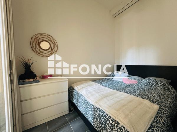 Location Studio 29.8 m² - Toulon 83000