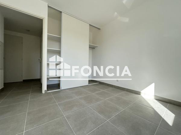 Location Appartement 3 pièces 65.81 m² - Port Saint Louis Du Rhone 13230