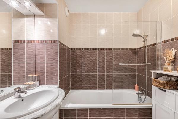 Appartement à vendre 4 pièces COLLONGES AU MONT D'OR (69)