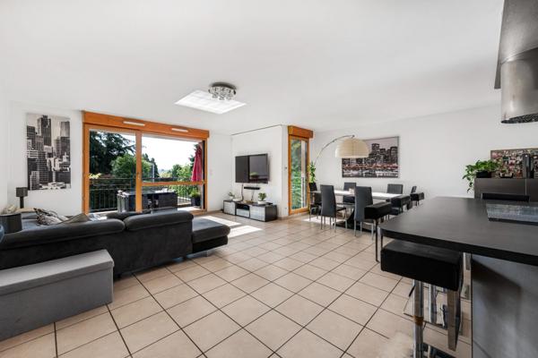 Appartement à vendre 4 pièces COLLONGES AU MONT D'OR (69)