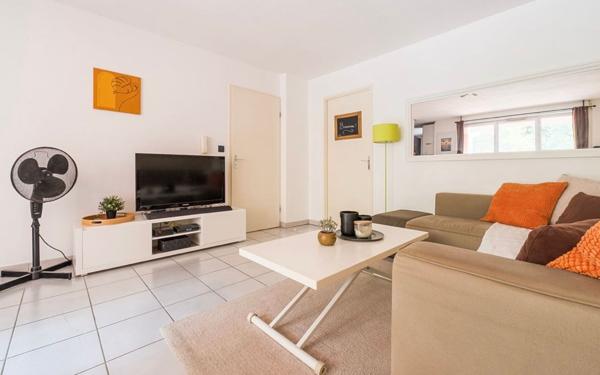 Appartement à louer    2 pièces •  Saint-Jean