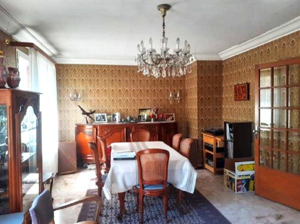 Grande Maison  210 m2 habitables à LYON 8ème