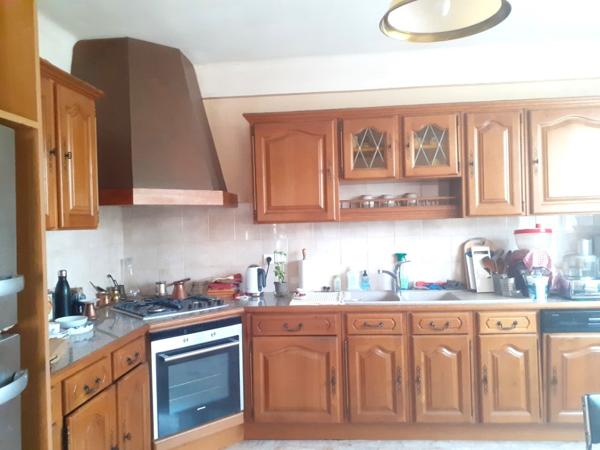 Grande Maison  210 m2 habitables à LYON 8ème