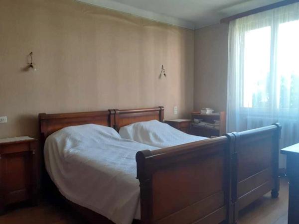 Grande Maison  210 m2 habitables à LYON 8ème