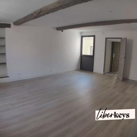Sur les hauteurs de Brignoles, duplex rénové de 79 m²