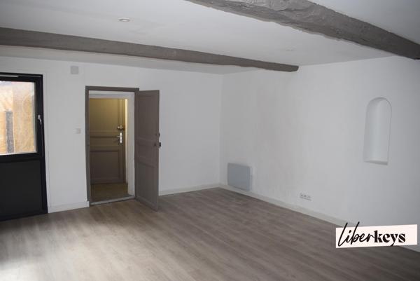 Sur les hauteurs de Brignoles, duplex rénové de 79 m²