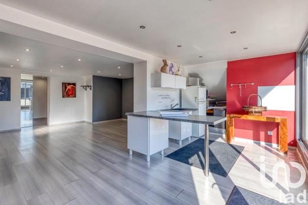 Maison à vendre 5 pièces 137 m² Saint-Martin-d'Hères