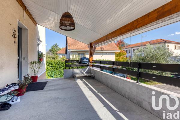 Maison à vendre 5 pièces 137 m² Saint-Martin-d'Hères