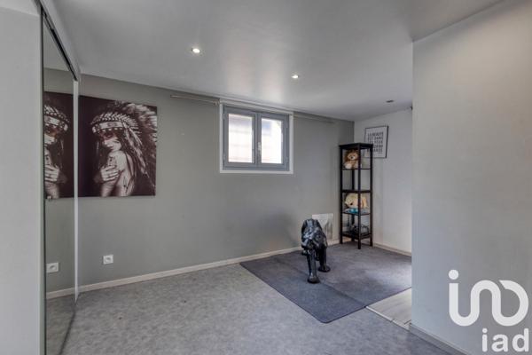 Maison à vendre 5 pièces 137 m² Saint-Martin-d'Hères