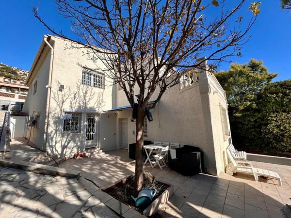 Maison à SAINT-RAPHAEL, 83530 - 5 pièces 158m²