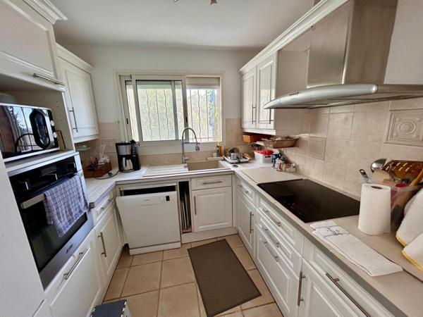 Maison à SAINT-RAPHAEL, 83530 - 5 pièces 158m²