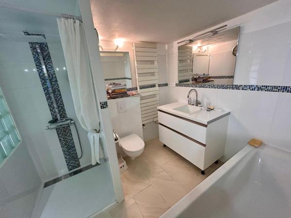 Maison à SAINT-RAPHAEL, 83530 - 5 pièces 158m²