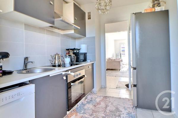 Appartement à vendre  3 pièces - 60 m2 FREJUS - 83