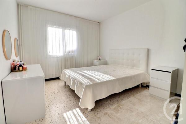 Appartement à vendre  3 pièces - 60 m2 FREJUS - 83