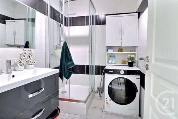 Appartement à vendre  3 pièces - 60 m2 FREJUS - 83