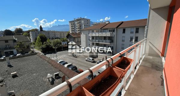 Location Appartement 3 pièces 56.43 m² - Saint-martin-d'hères 38400