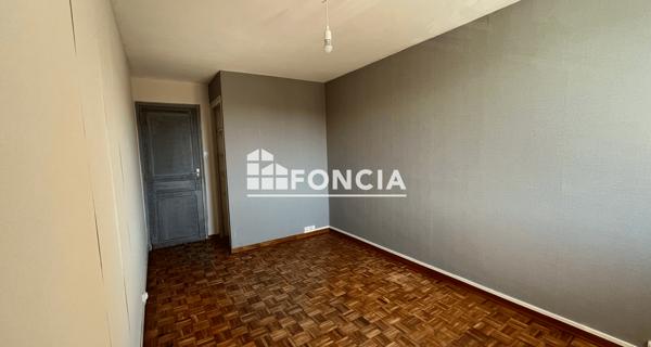 Location Appartement 3 pièces 56.43 m² - Saint-martin-d'hères 38400