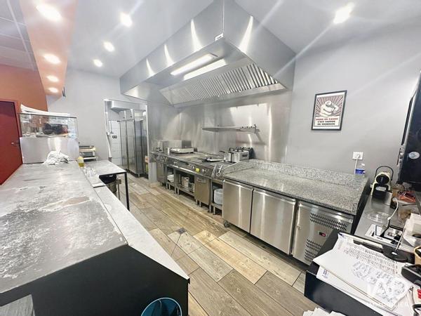 Restauration rapide à vendre 76 m² Aubagne