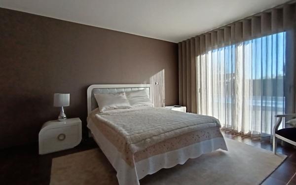 Maison à vendre    5 pièces •  Bouliac