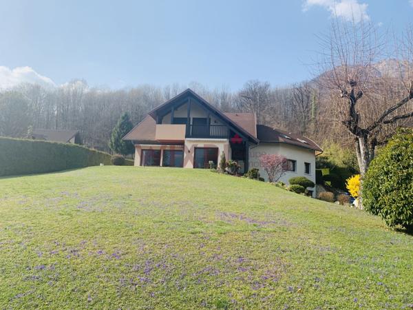 VILLA DE TYPE T7 DE 300m2 TERRAIN DE 2300M2 , Mercury VILLA DE TYPE T7 DE 300m2 TERRAIN DE 2300M2 , Mercury