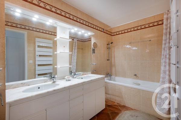 Maison à vendre  5 pièces - 117,86 m2 LA GRANDE MOTTE - 34