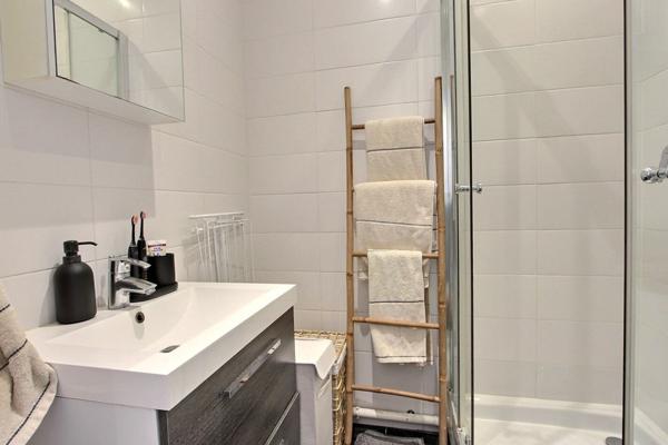 VENTE : appartement F2 (40m² Carrez) à ASNIERES SUR SEINE