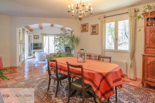 Propriété Provençale avec Vue Imprenable, Piscine et Dépendance à Rognes, 20kms d'Aix-en-Provence