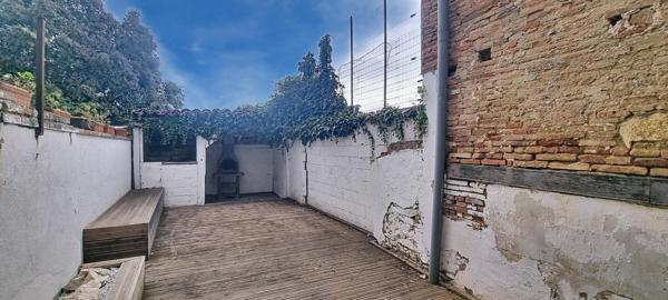 Maison T5 rénovée avec terrasse bois