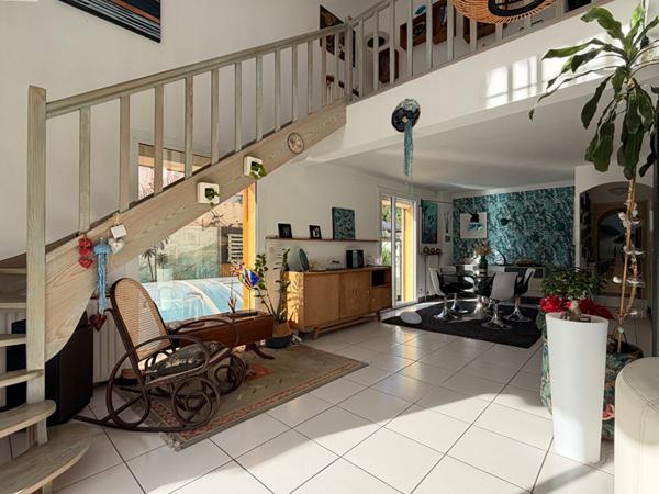 CANET PLAGE - MAISON 183m² - TROIS FACES AVEC PISCINE ET SPA