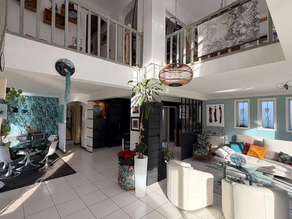 CANET PLAGE - MAISON 183m² - TROIS FACES AVEC PISCINE ET SPA