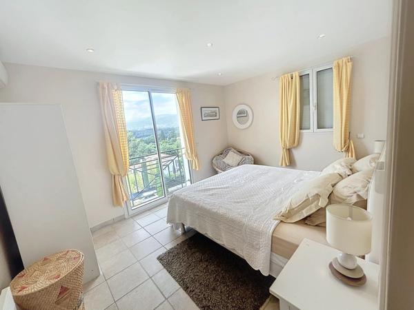 Vente Villa 6 pièces 270 m2 à Mougins